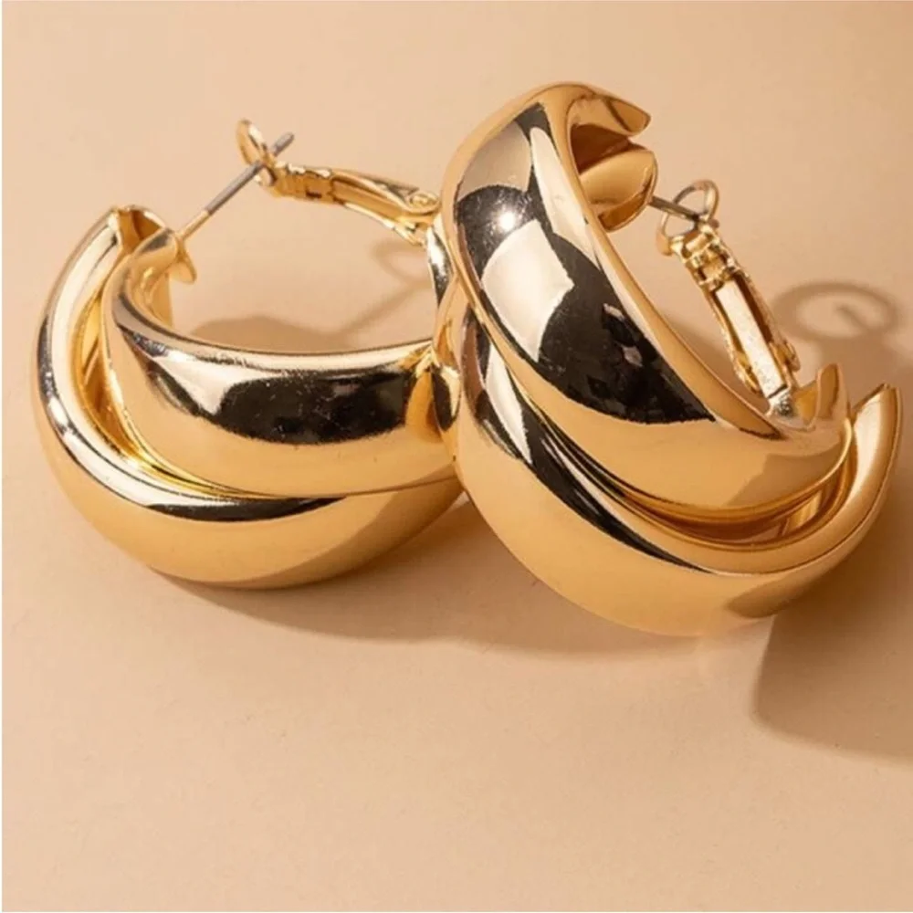 NWOT Reasons Gold Coupled Huggie Earrings